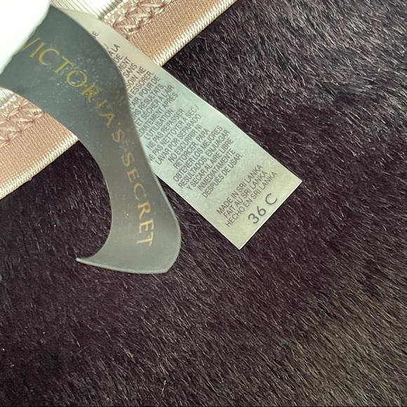 32B 36C Vs Victoria’s Secret Bombshell/Miraculous adds-2 cups  Bikini swim 2 pc - Picture 8 of 16